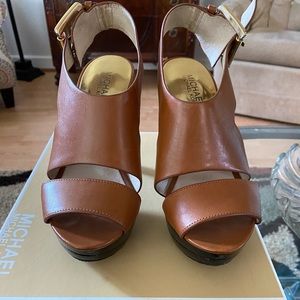Micheal Kors platform sandals